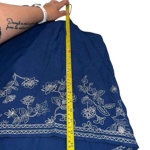 Blu Pepper Vintage Blue Embroidered Tank Top -‎ Size Medium - Picture 5 of 8